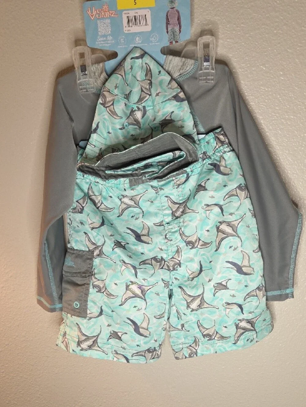 Skin Kids Gray & Aqua Manta Ray Rash Guard 3-Piece Swim Set